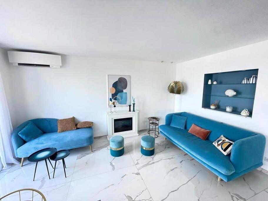 Beach Front, Superbe Appartement Pour 4 Personnes 尼斯 外观 照片