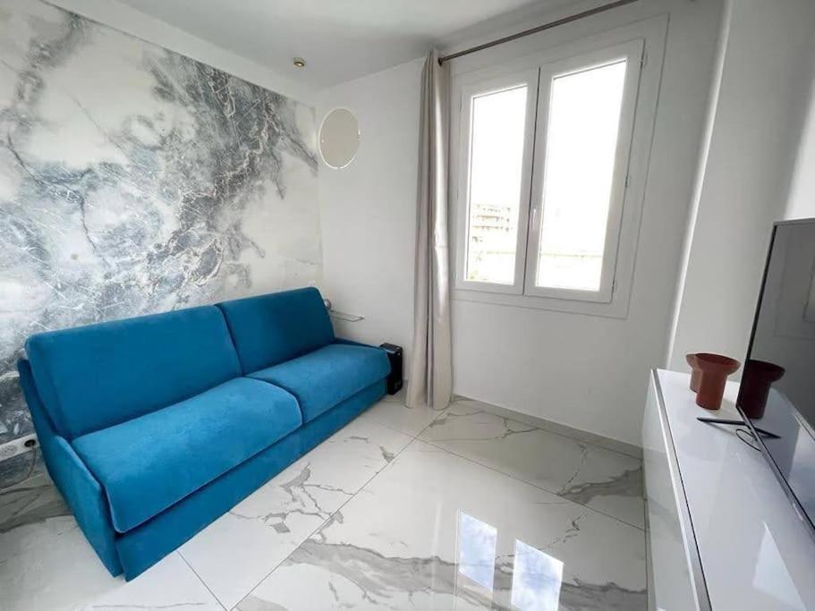 Beach Front, Superbe Appartement Pour 4 Personnes 尼斯 外观 照片